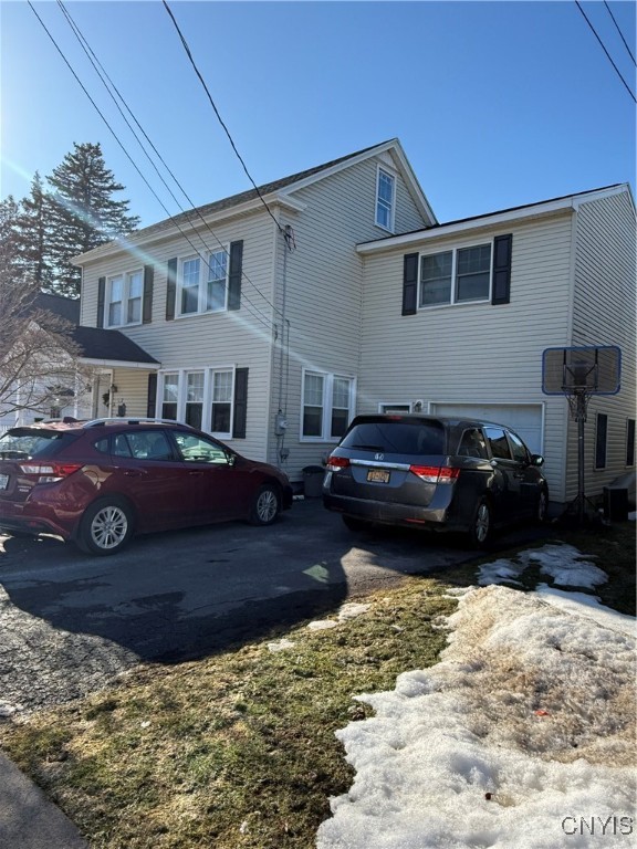 2812 Brighton Pl, Utica, New York image 3