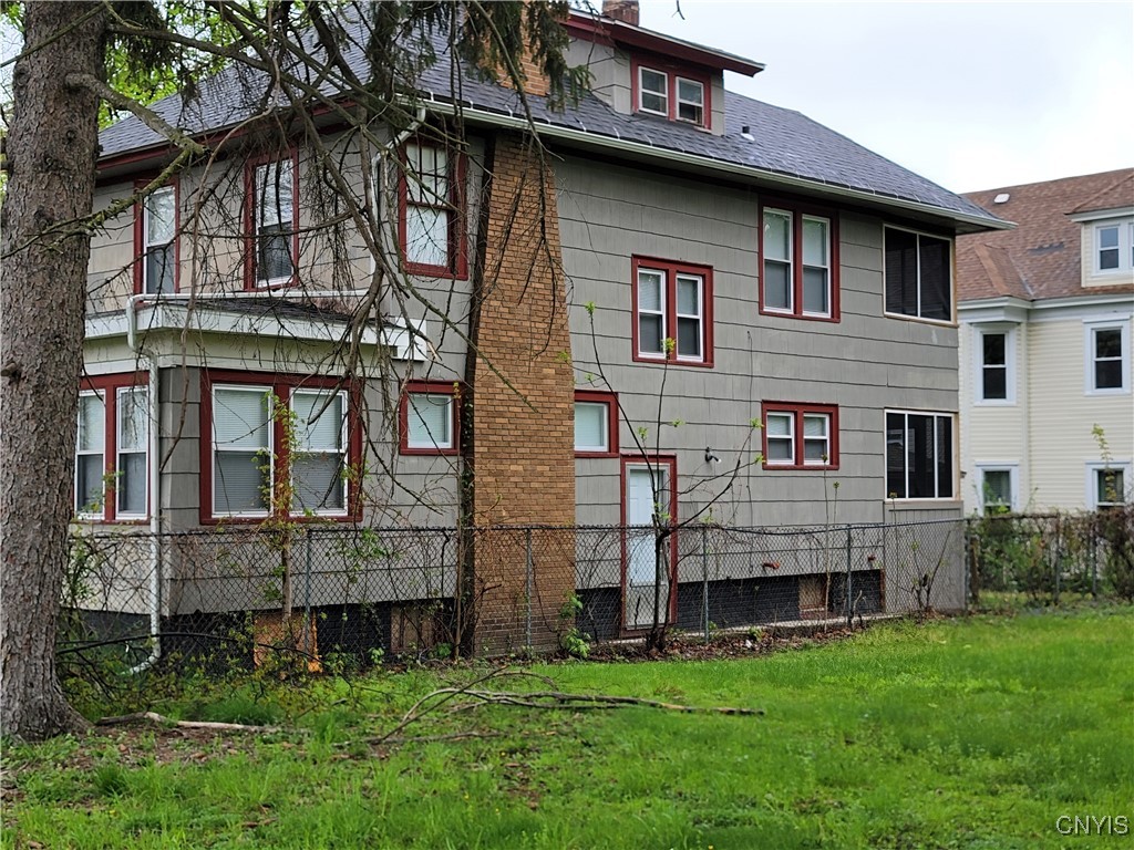 201 E Kennedy Street, Syracuse, New York image 6