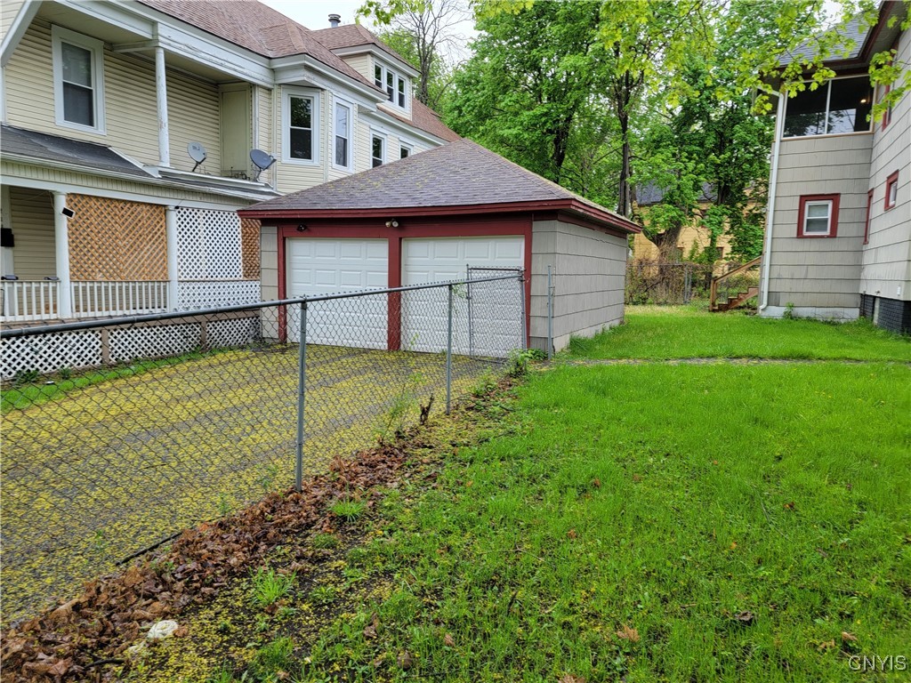 201 E Kennedy Street, Syracuse, New York image 8
