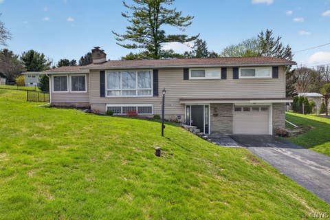 Photo for 116 Whitney Road