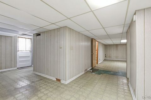 Tiny photo for 705 7th North Street, Salina, NY 13088 (MLS # S1655263)