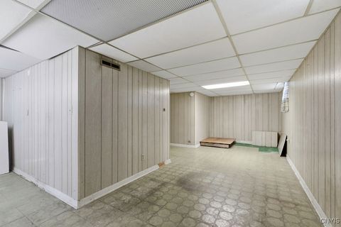 Tiny photo for 705 7th North Street, Salina, NY 13088 (MLS # S1655263)