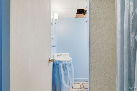 Tiny photo for 705 7th North Street, Salina, NY 13088 (MLS # S1655263)