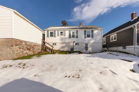 Tiny photo for 705 7th North Street, Salina, NY 13088 (MLS # S1655263)