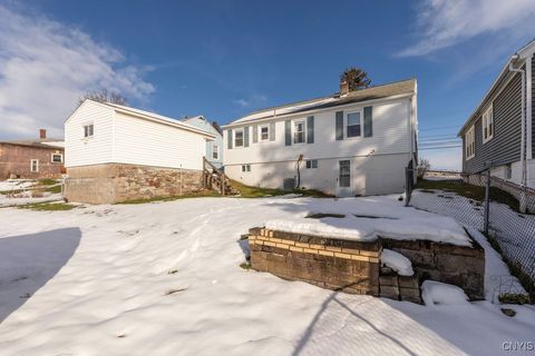 Tiny photo for 705 7th North Street, Salina, NY 13088 (MLS # S1655263)