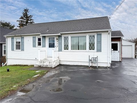 Tiny photo for 705 7th North Street, Salina, NY 13088 (MLS # S1655263)