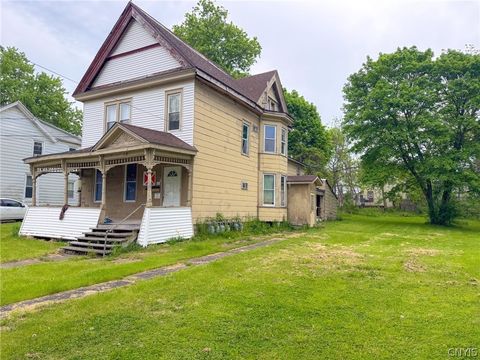 Tiny photo for 18 Baker Avenue, Auburn, NY 13021 (MLS # S1683007)