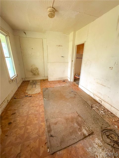 Tiny photo for 18 Baker Avenue, Auburn, NY 13021 (MLS # S1683007)