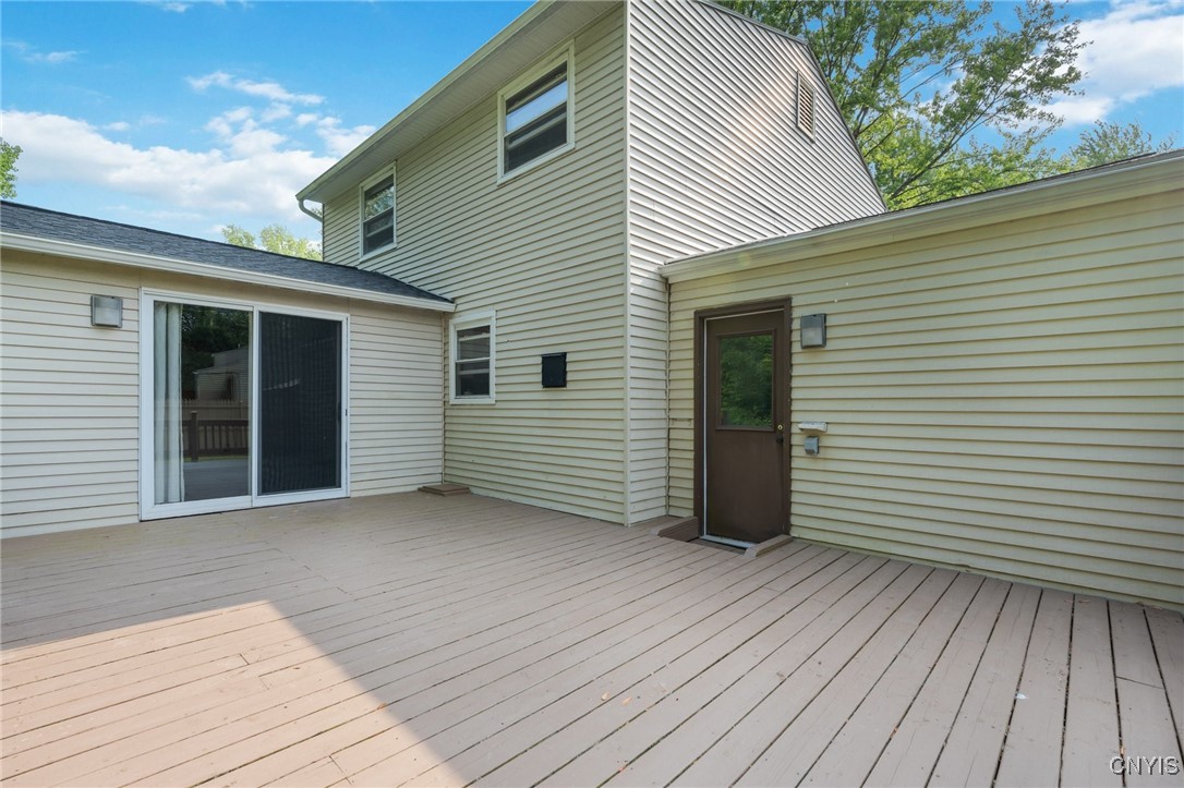 4287 Stepping Stone Lane, Clay, New York image 21