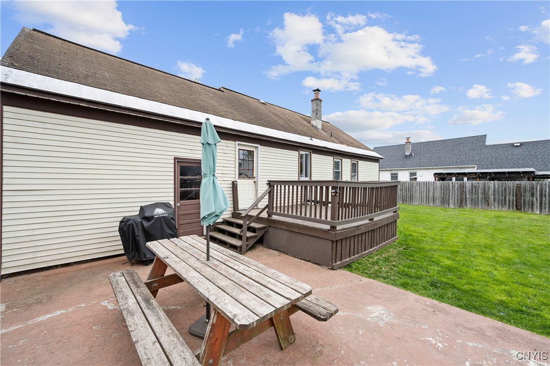 203 Forest Drive, Cicero, New York image 33