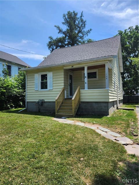 Homes For Sale - 135 Spaulding Avenue<br/> Syracuse, NY 13205