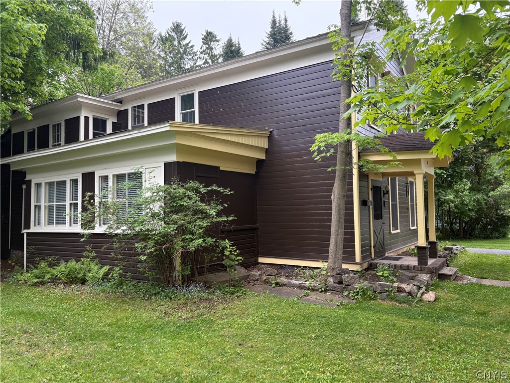41 Maple Avenue