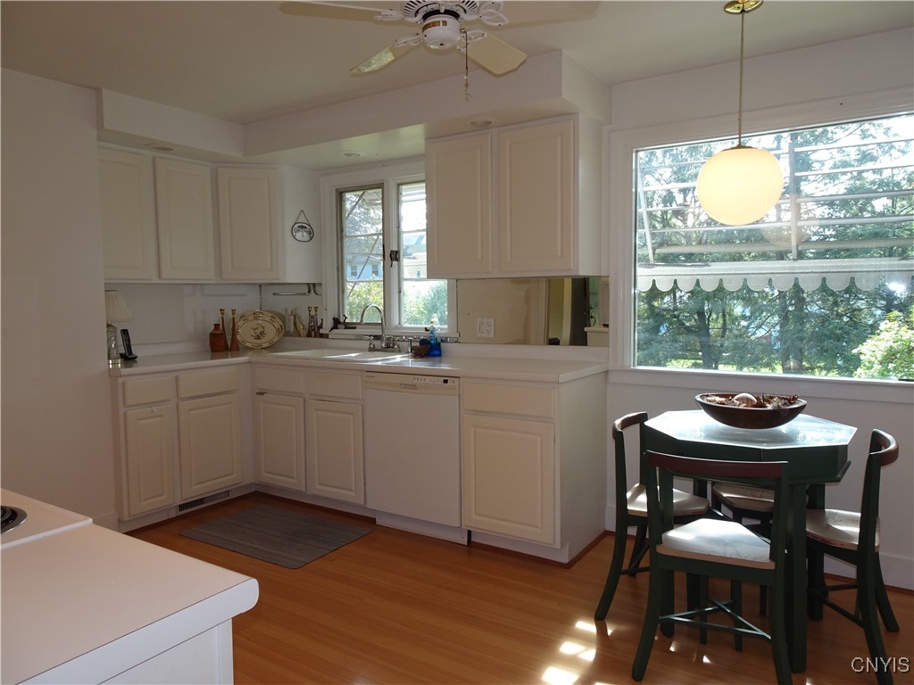 Geddes, New York 13219, United States, 4 Bedrooms Bedrooms, ,2 BathroomsBathrooms,Residential,Active,218681