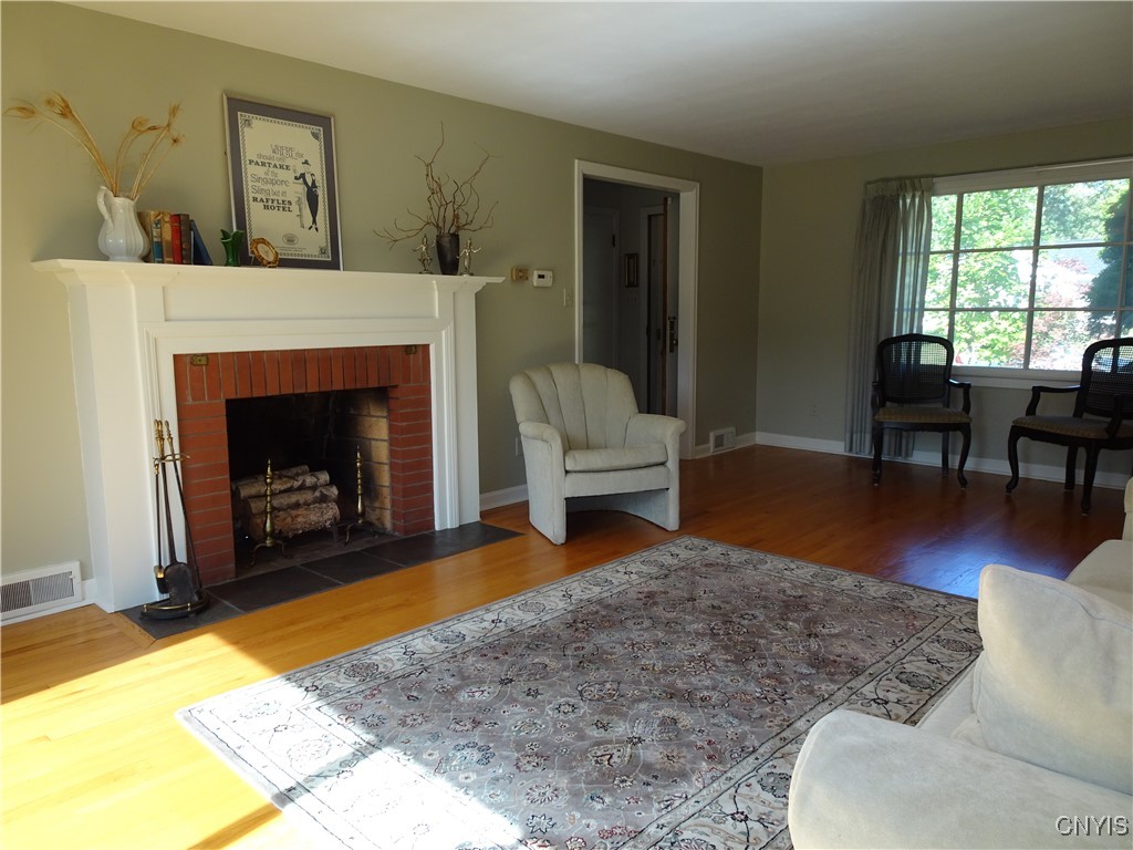 Geddes, New York 13219, United States, 4 Bedrooms Bedrooms, ,2 BathroomsBathrooms,Residential,Active,218681