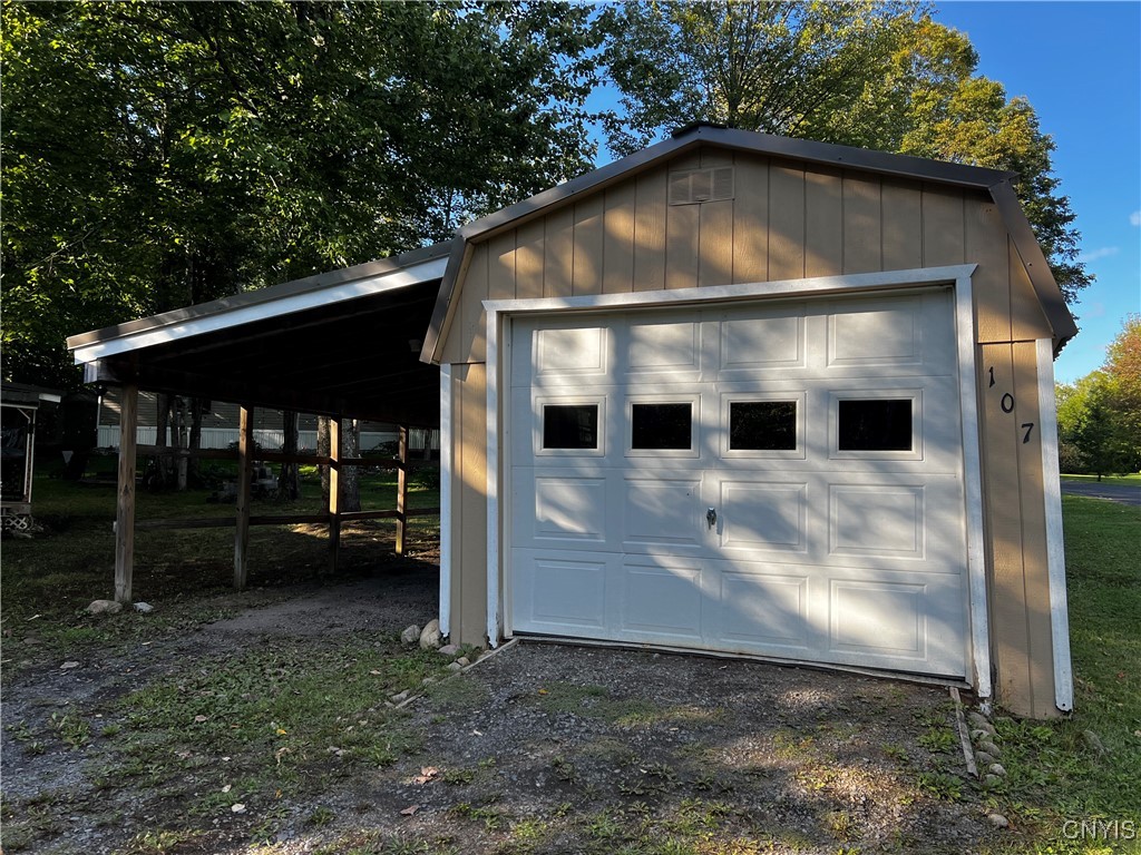 107 Rolling Hills Road