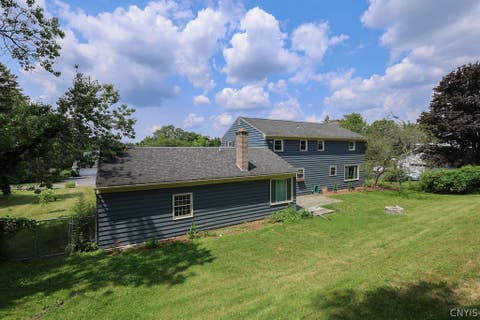 Tiny photo for 5190 Winterton Drive, DeWitt, NY 13066 (MLS # S1702303)