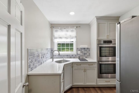 Tiny photo for 5190 Winterton Drive, DeWitt, NY 13066 (MLS # S1702303)