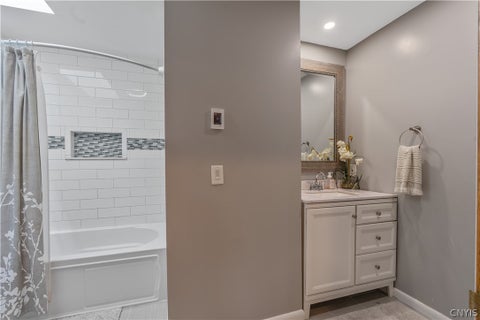 Tiny photo for 6909 Shalimar Way WAY, DeWitt, NY 13066 (MLS # S1699369)