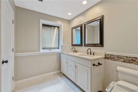 Tiny photo for 6909 Shalimar Way WAY, DeWitt, NY 13066 (MLS # S1699369)