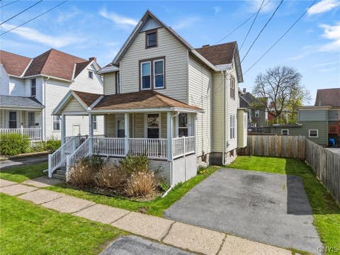 Homes For Sale - 2 Lansing Street<br/> Auburn, NY 13021