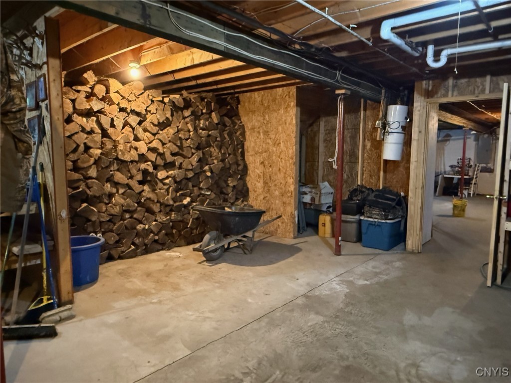 243 Green Road, New Haven, New York image 42