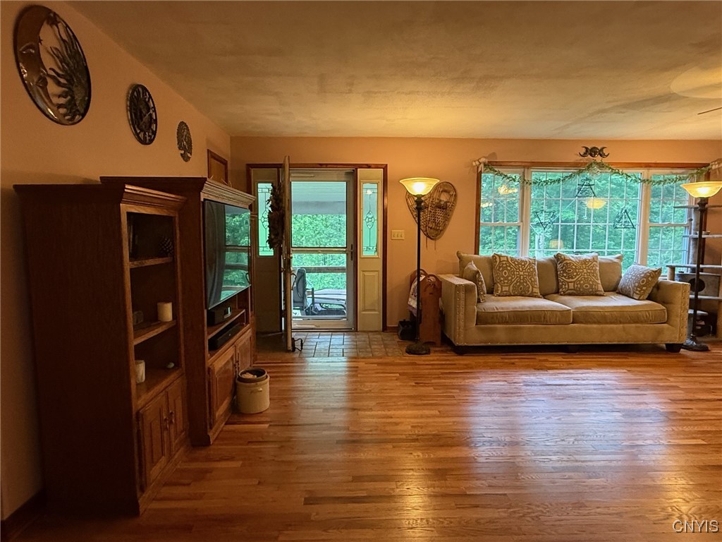 243 Green Road, New Haven, New York image 18