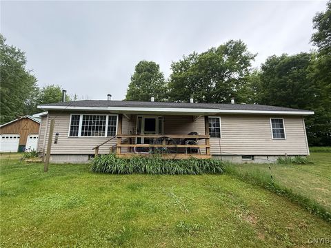 243 Green Road Mexico NY 13114