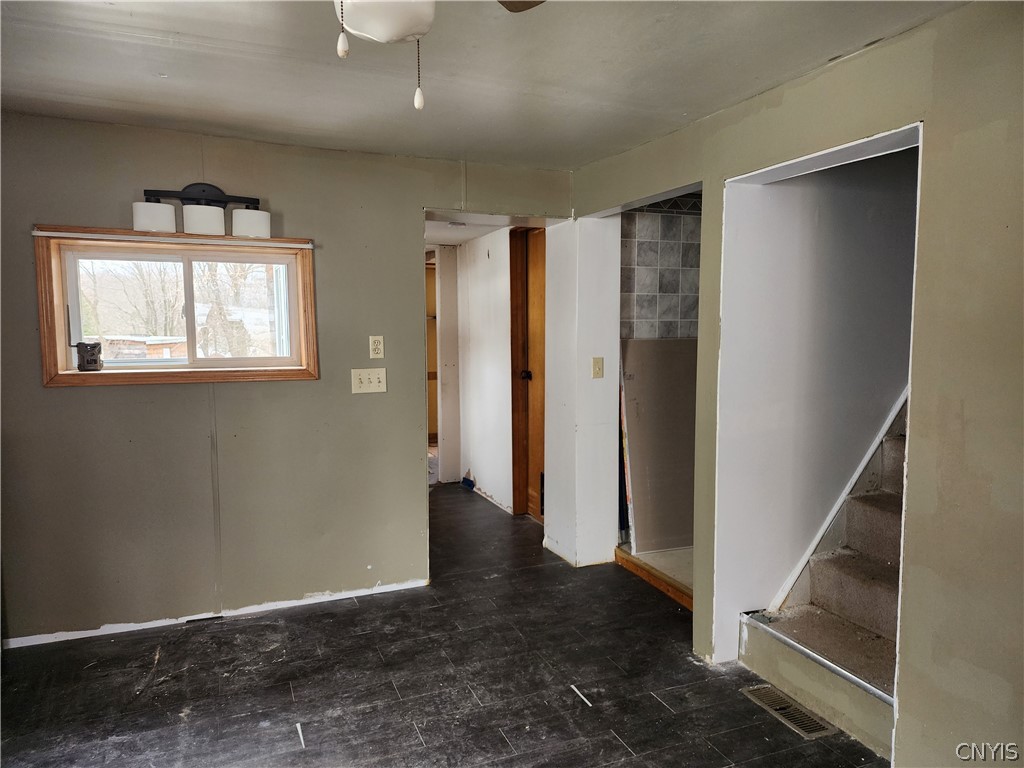 21 Maple Avenue
