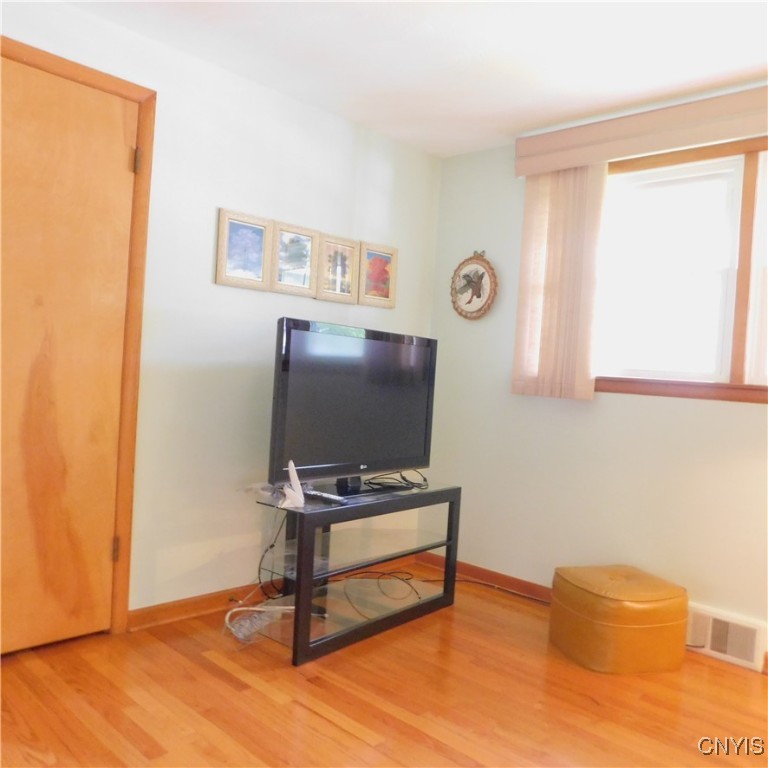 Geddes, New York 13219, United States, 3 Bedrooms Bedrooms, ,2 BathroomsBathrooms,Residential,Pending,121451