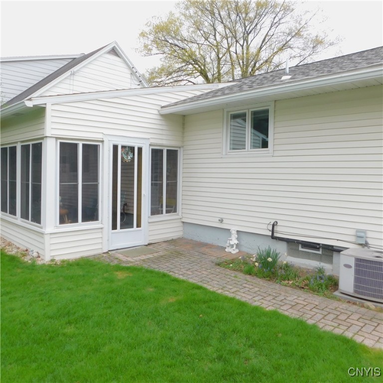 Geddes, New York 13219, United States, 3 Bedrooms Bedrooms, ,2 BathroomsBathrooms,Residential,Pending,121451