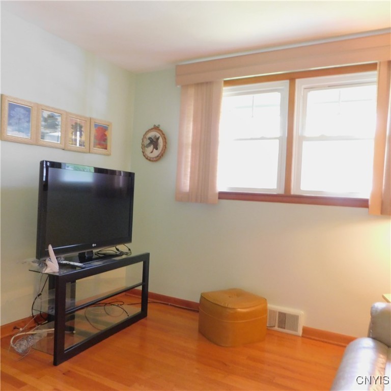 Geddes, New York 13219, United States, 3 Bedrooms Bedrooms, ,2 BathroomsBathrooms,Residential,Pending,121451