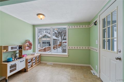 Tiny photo for 124 Winthrop Road, Syracuse, NY 13206 (MLS # S1655218)