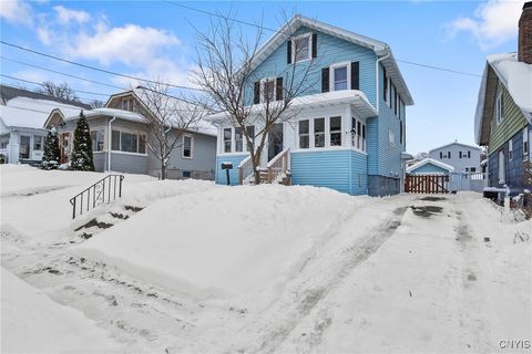 Photo of 124 Winthrop Road, Syracuse, NY 13206 (MLS # S1655218)