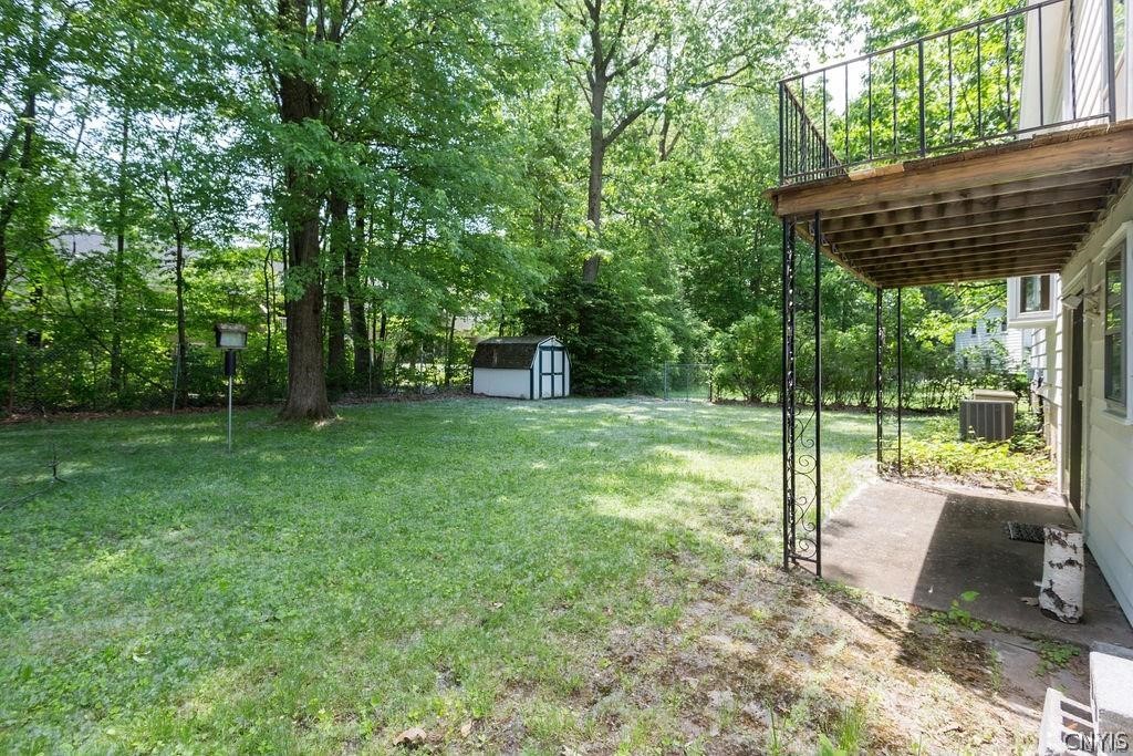 321 Wells Avenue W