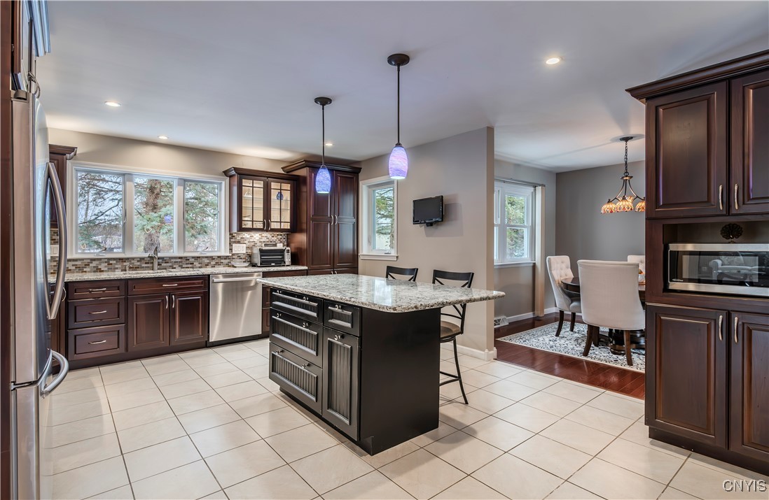 6 Donegal Place, New Hartford, New York image 13