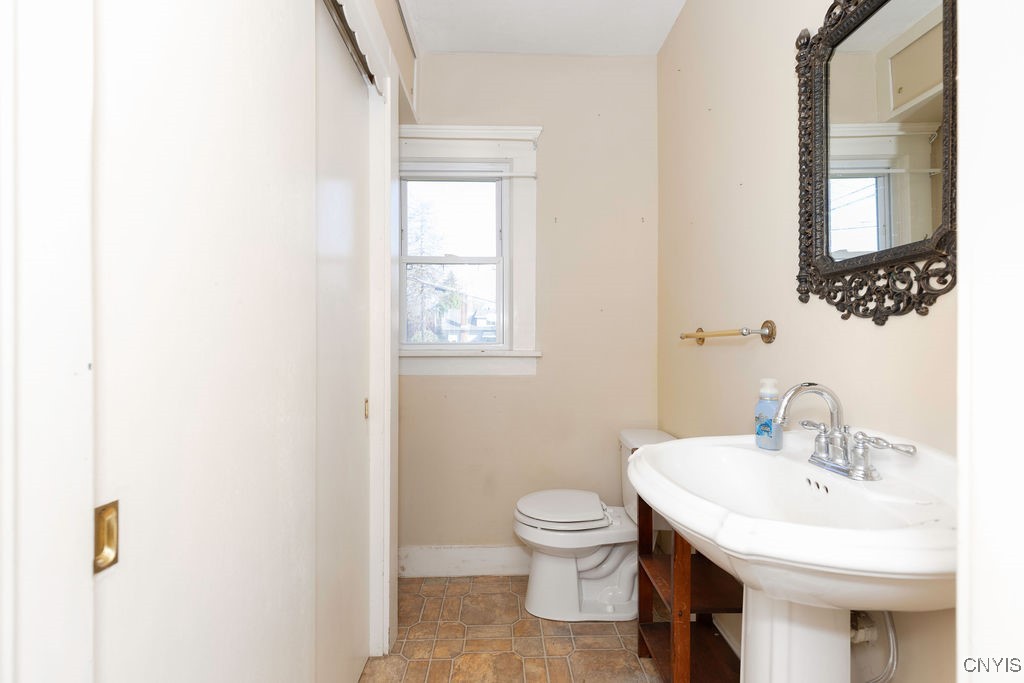 701 W 1st Street, Fulton, New York image 26