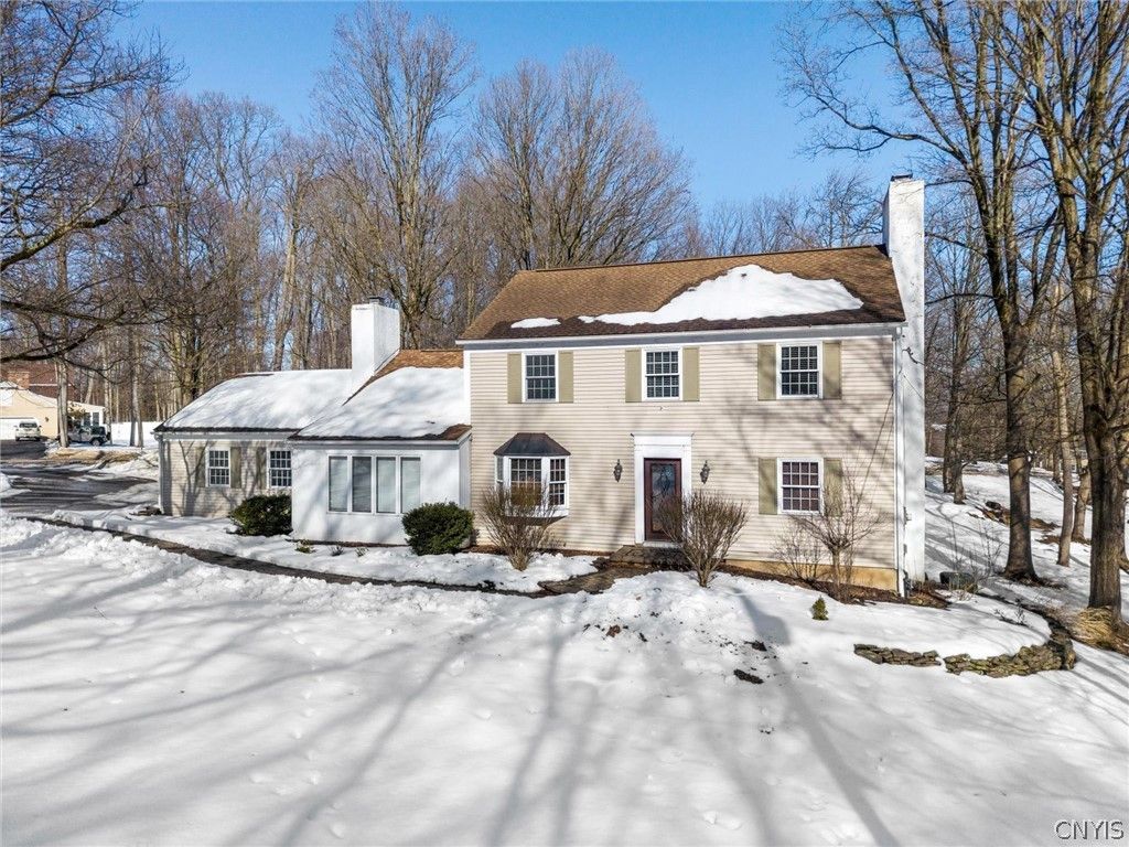 Photo of 4270 Indianfield Road, Kirkland, NY 13323 (MLS # S1665115)