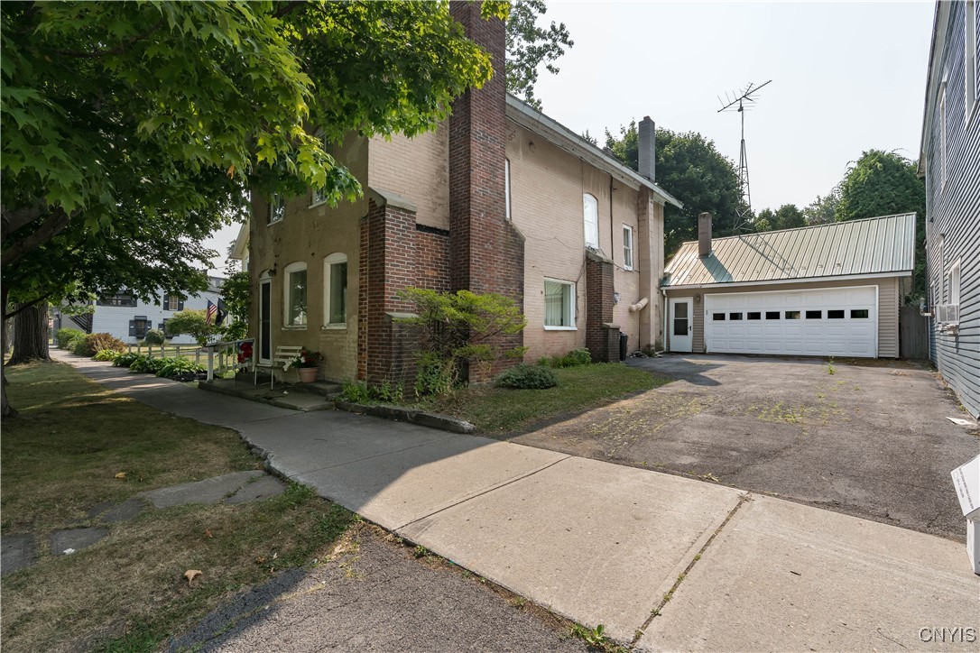 430 E Broadway Avenue