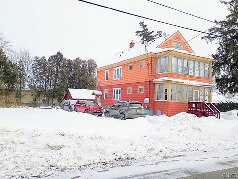 Photo of 218 Kenwood Avenue, Syracuse, NY 13208 (MLS # S1661007)