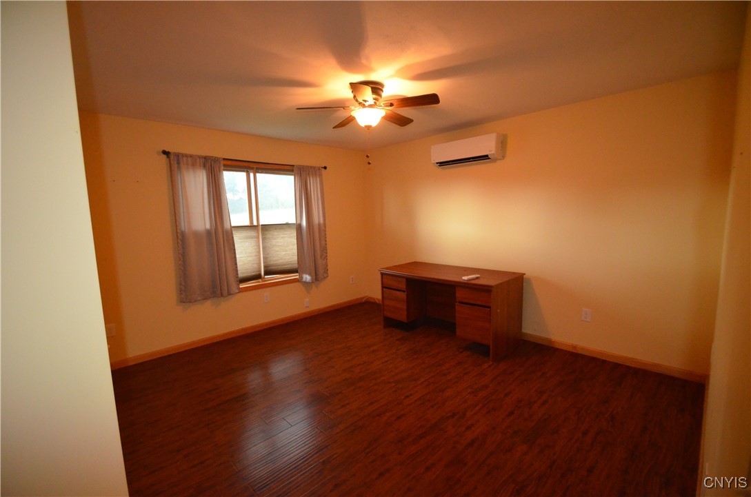 Marcellus, New York 13108, United States, 4 Bedrooms Bedrooms, ,3 BathroomsBathrooms,Residential,Active,198643