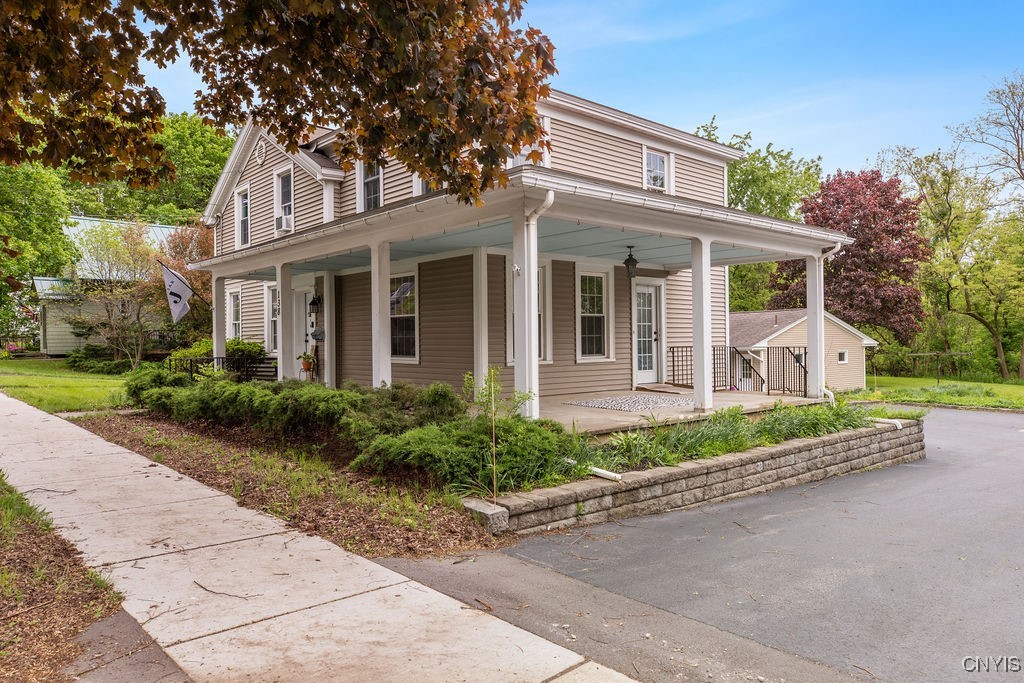 138 Washington Street, Manlius, New York image 2