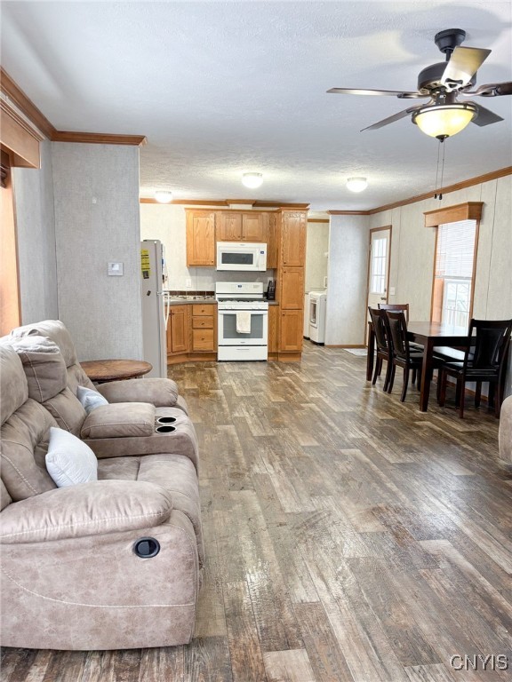 West Monroe, New York 13167, United States, 2 Bedrooms Bedrooms, ,2 BathroomsBathrooms,Residential,Active,205155