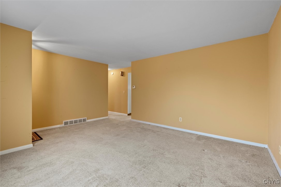 477 Audubon Parkway, Syracuse, New York image 23