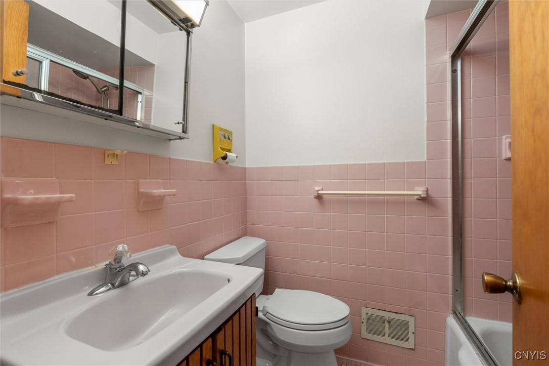 477 Audubon Parkway, Syracuse, New York image 24