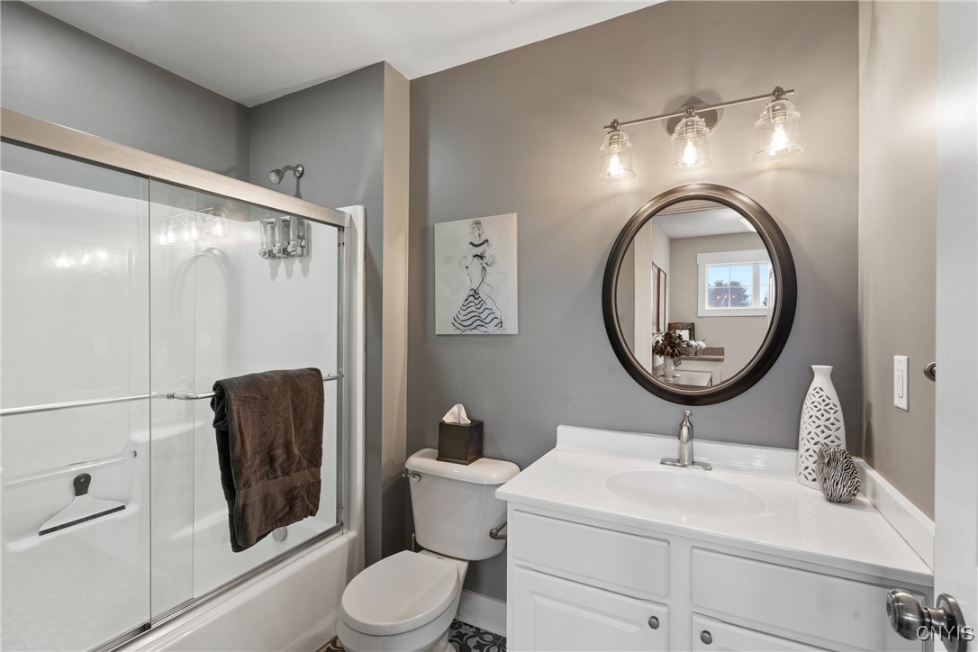 8211 Whitman Way, Clay, New York image 30