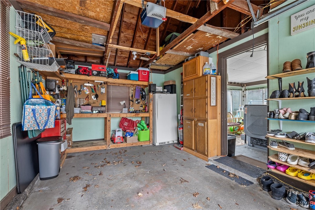 404 S Onondaga Road, Camillus, New York image 34
