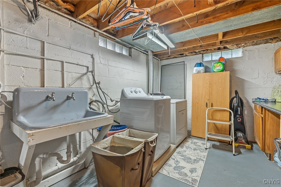 404 S Onondaga Road, Camillus, New York image 31