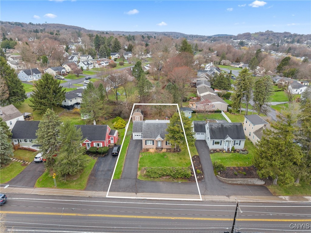 404 S Onondaga Road, Camillus, New York image 5
