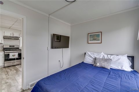 Tiny photo for 214 Dodge Avenue, Hounsfield, NY 13685 (MLS # S1657510)