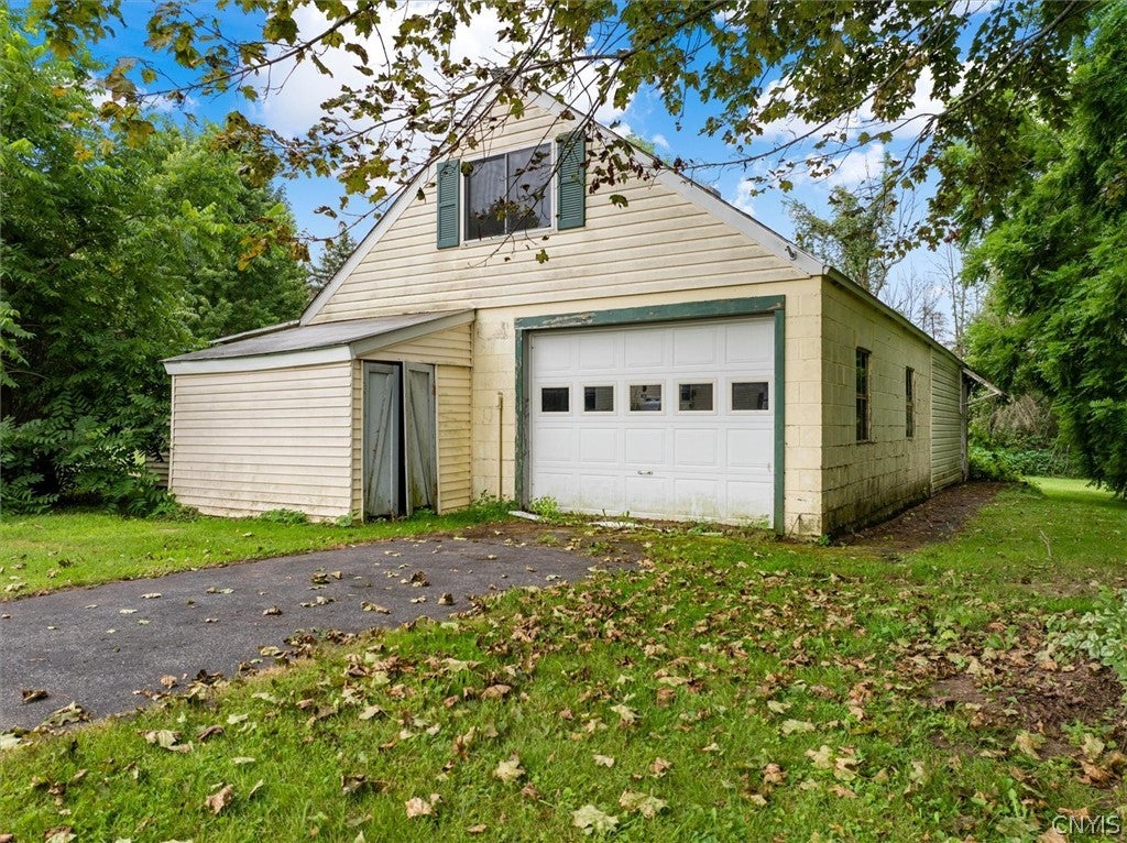 6356 Knoxboro Road